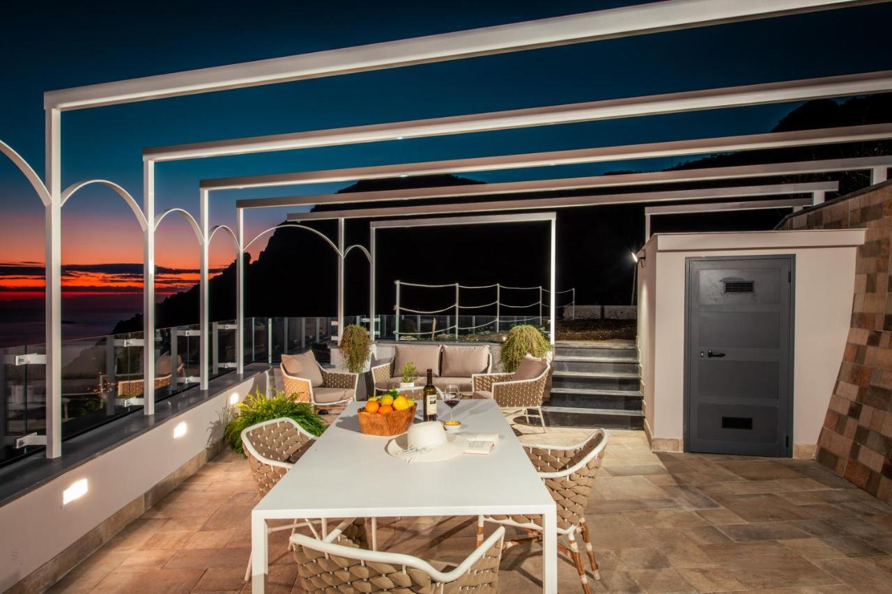 Villa La Tagliata Spectacular Jacuzzi Tub Amazing View And Private Parking Garage Positano Ngoại thất bức ảnh