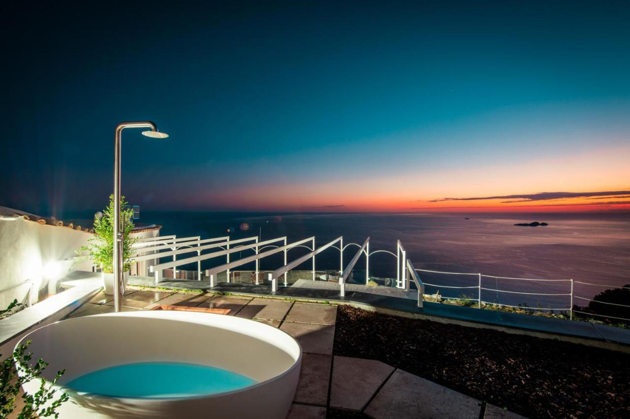 Villa La Tagliata Spectacular Jacuzzi Tub Amazing View And Private Parking Garage Positano Ngoại thất bức ảnh
