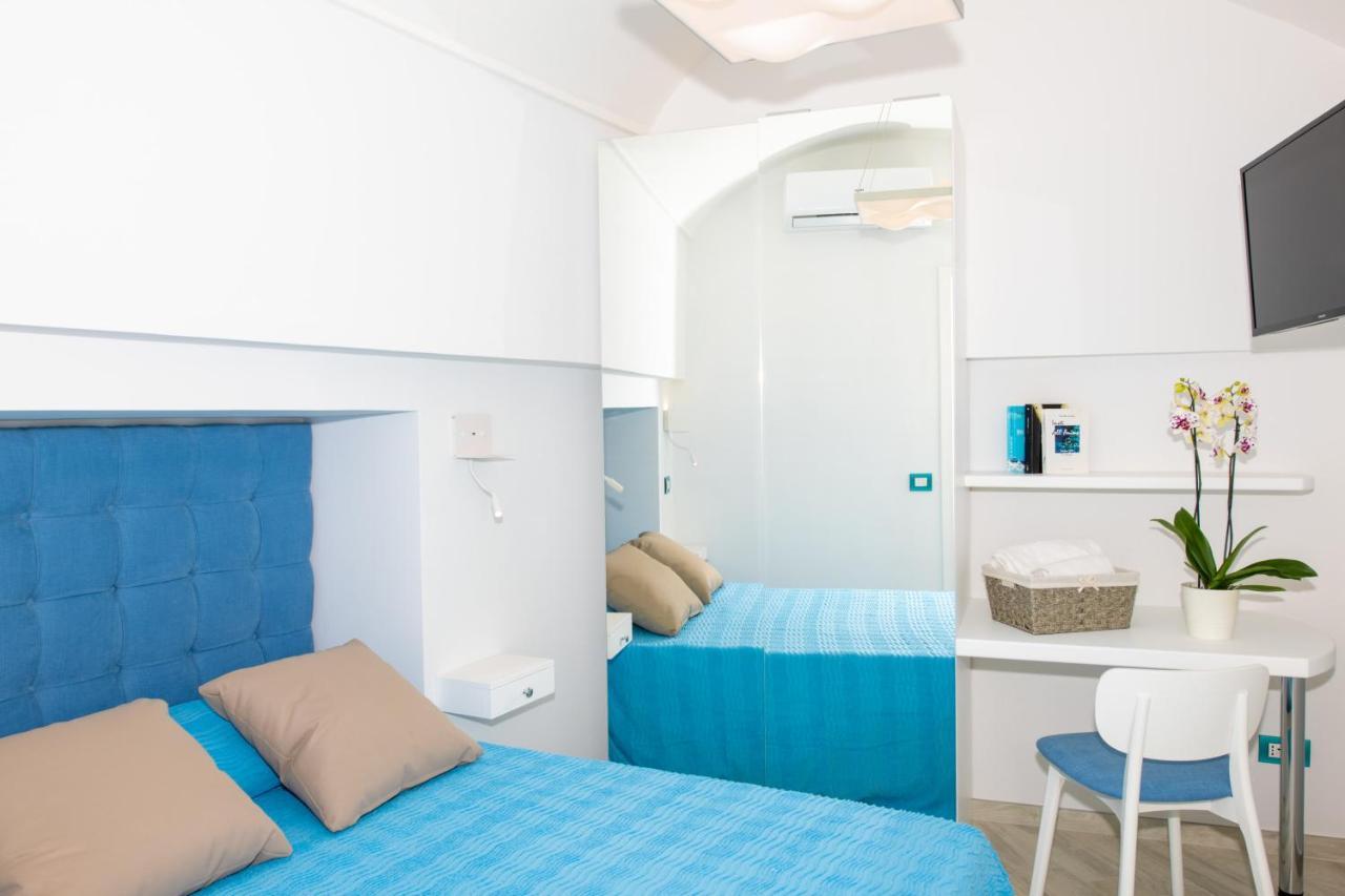 Villa La Tagliata Spectacular Jacuzzi Tub Amazing View And Private Parking Garage Positano Ngoại thất bức ảnh